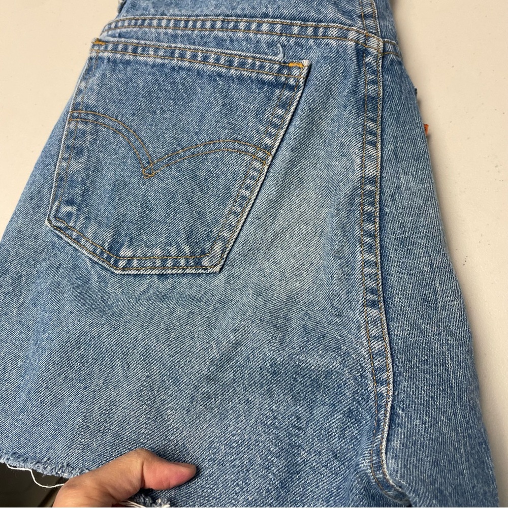 Vintage Levis Cut Off Orange Tab Denim Shorts Blue 33 High Rise Raw Hem Casual - Picture 14 of 16